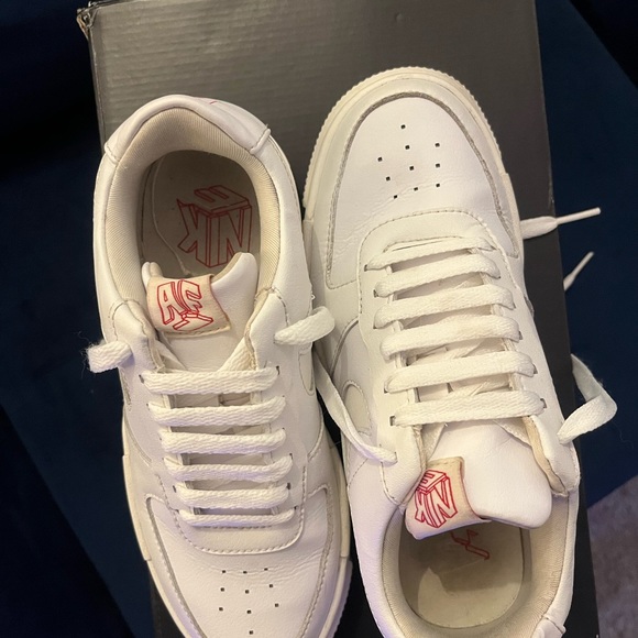 Nike Air Force 1 Special Edition - Picture 5 of 8